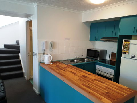 Surfers Beach Resort 2 - South Australia Travel 31