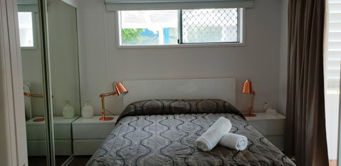 Surfers Beach Resort 2 - South Australia Travel 4