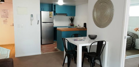Surfers Beach Resort 2 - South Australia Travel 3