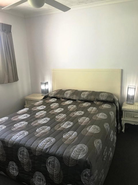 Surfers Beach Resort 2 - South Australia Travel 15