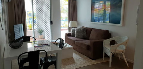 Surfers Beach Resort 2 - South Australia Travel 1
