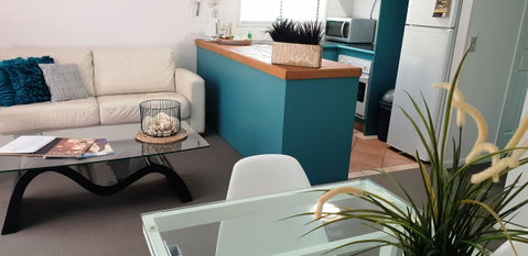 Surfers Beach Resort 2 - South Australia Travel 6