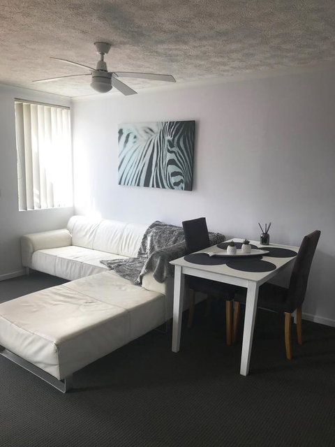 Surfers Beach Resort 2 - South Australia Travel 41