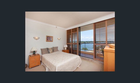 Spectrum Holiday Apartments - South Australia Travel 5