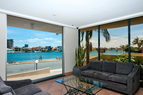 Spectrum Holiday Apartments - South Australia Travel 19