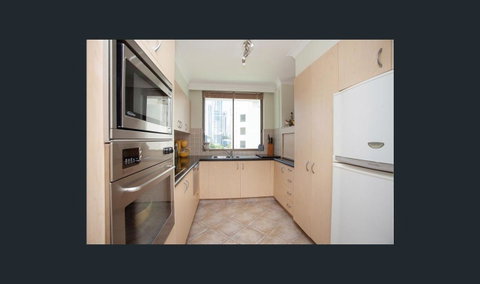 Spectrum Holiday Apartments - South Australia Travel 4