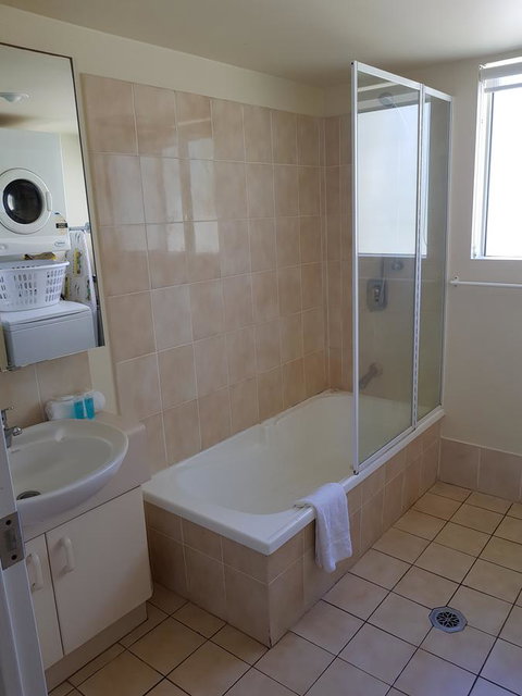 Markham Court - South Australia Travel 21