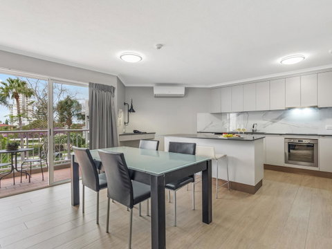 Markham Court - South Australia Travel 25
