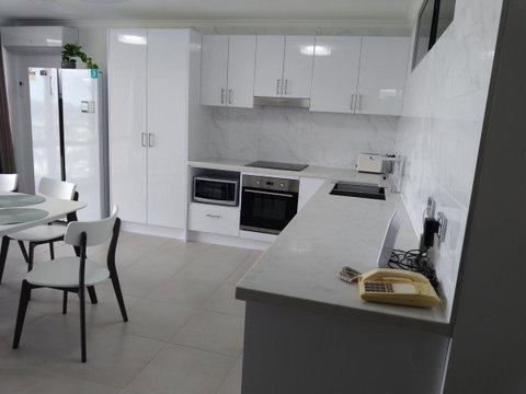 Silverton Apartment Resort Surfers Paradise - South Australia Travel 9
