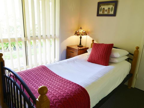 Apple Tree Cottage Montville - South Australia Travel 9