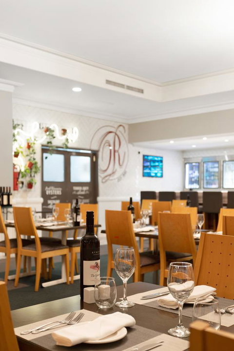 Coopers Colonial Motel - South Australia Travel 8