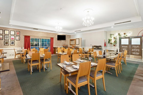 Coopers Colonial Motel - South Australia Travel 11