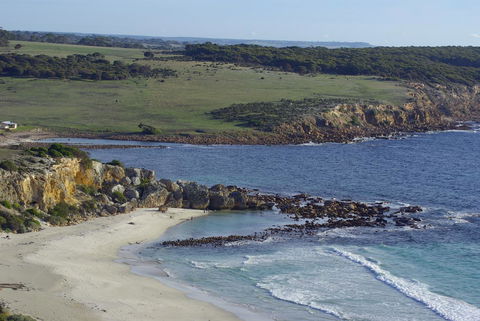 Waves & Wildlife Cottages Kangaroo Island - South Australia Travel 19
