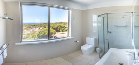 Hanson Bay Cabins - South Australia Travel 8