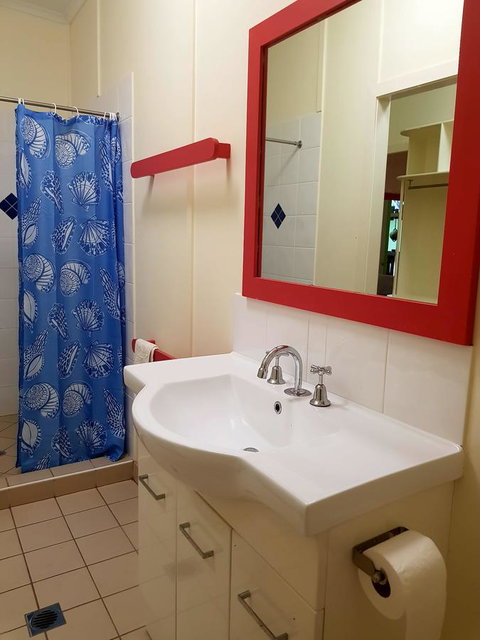 Arcadia Beach Guest House And Car Hire - South Australia Travel 29