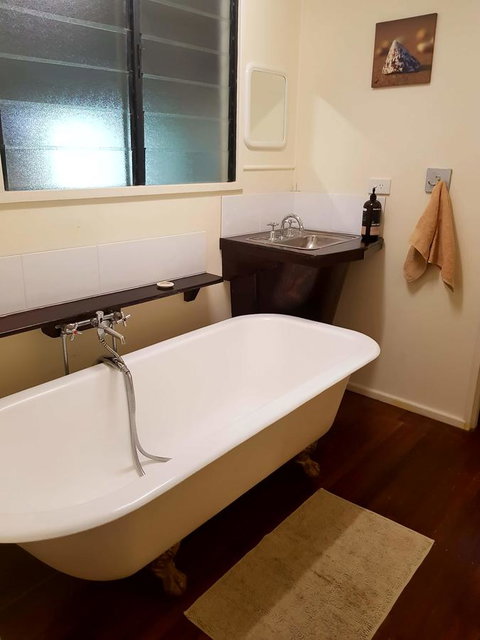 Arcadia Beach Guest House And Car Hire - South Australia Travel 27
