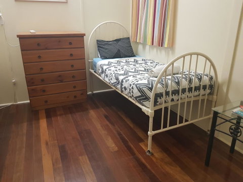 Arcadia Beach Guest House And Car Hire - South Australia Travel 9