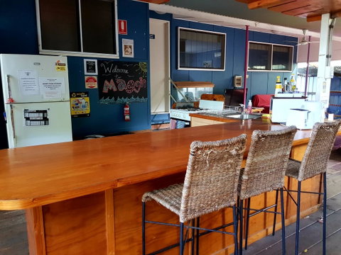 Arcadia Beach Guest House And Car Hire - South Australia Travel 41