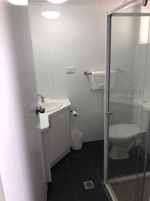 Bribie Waterways Motel - South Australia Travel 38