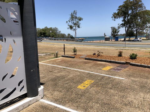 Bribie Waterways Motel - South Australia Travel 5