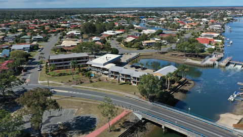 Bribie Waterways Motel - South Australia Travel 3