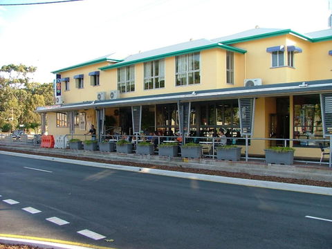 Enjoy The Sea Breezes From The Balcony - Boyd St, Woorim - South Australia Travel 3