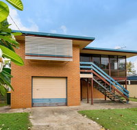 Short Stroll to Surf Beach - North Street Woorim