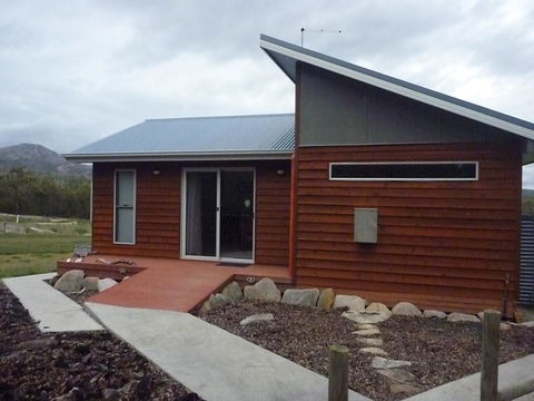 Yakkalla Holiday Cottage - South Australia Travel 1