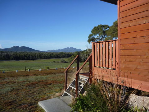 Yakkalla Holiday Cottage - South Australia Travel 0