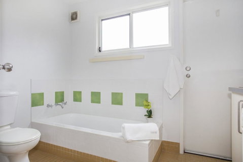 1/31 Ocean Street - A Relaxing Coastal Retreat - South Australia Travel 1