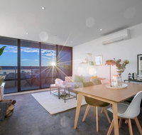 107 Light Filled Cozy Apt in the Heart of St Kilda - South Australia Travel