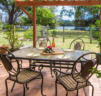11 Bay Street - waterfront holiday - South Australia Travel