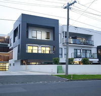 136 Light-filled Homely Box Hill Apt 2Bed2BathFreeParking - South Australia Travel
