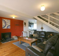 14 Cobbon Crescent Jindabyne - South Australia Travel