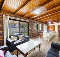 16 Young St - South Australia Travel