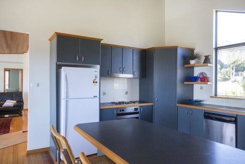 17 Canberra Crescent - Prestige Views At Burrill Lake - South Australia Travel 1