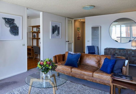 2 Bdrm South Yarra Apt With Balcony And Parking - South Australia Travel 0