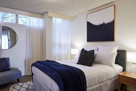 2 Bdrm South Yarra Apt With Balcony And Parking - South Australia Travel 2