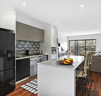 2 Bedroom Townhouse - Family  Corporate Bookings Only - South Australia Travel