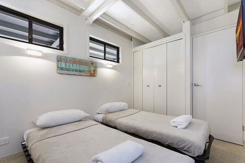 Beach Houses 22 30 Hastings Street Noosa Heads - South Australia Travel 4