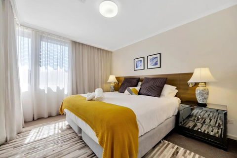 Beach Golf Pool Style Luxury - South Australia Travel 3