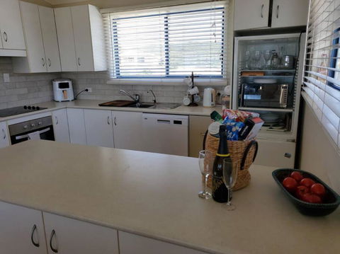 Beach House On The Dunes - Surf, Sand & Serenity - South Australia Travel 3