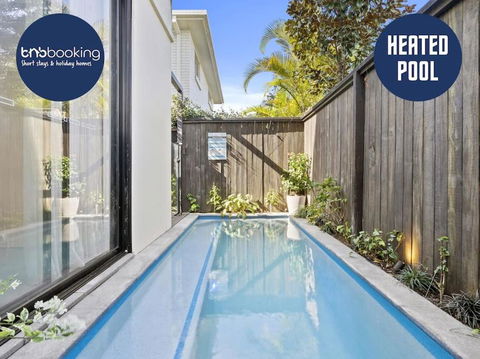 Beach Side Bliss Mermaid Beach, 3bd - Heated Pool - South Australia Travel 0