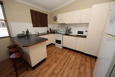 Beach Rest 7 At Hat Head - 775-77 Straight Street - South Australia Travel 3