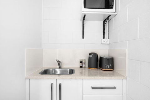 Beach Views On Excellent Studio 27 - Belle Escapes Jervis Bay - South Australia Travel 4