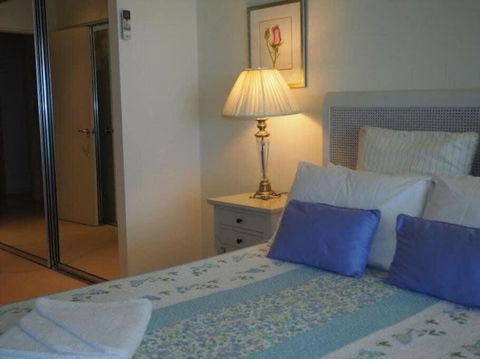 Beachfront Apartment 1 Beachfront Haven - 2 Bed - South Australia Travel 2