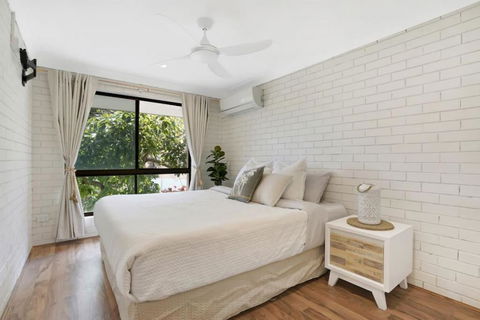 Beachfront Styled 2 BR Apt W Pool At Buddina - South Australia Travel 3