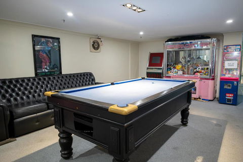 Beachside Bliss Resort Pool, Spa & Sauna - South Australia Travel 4