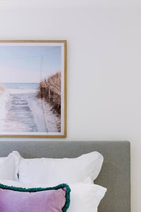 Beachside Breeze - South Australia Travel 4