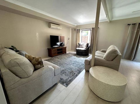 Beachside Modern Cedar Home - South Australia Travel 2